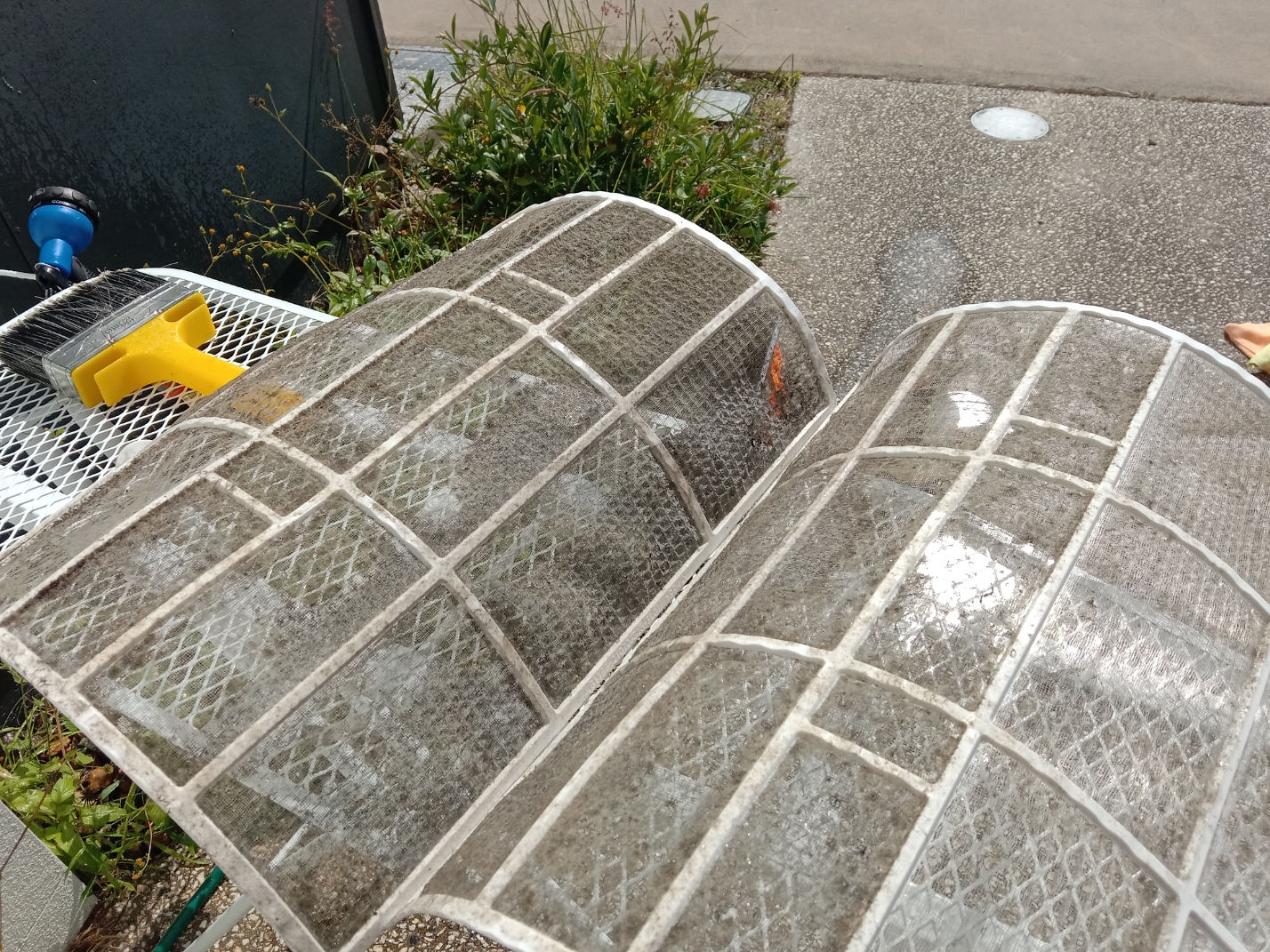 Before & After of Clean Air Conditioner Filters