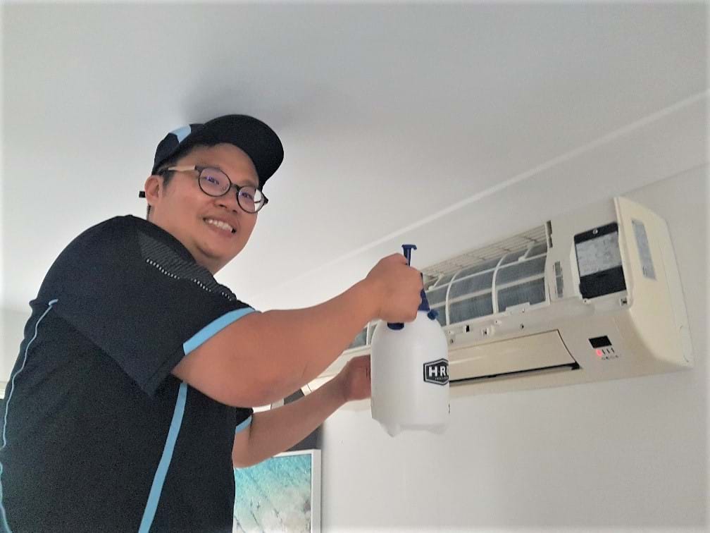 ducted roof system air con filter clean