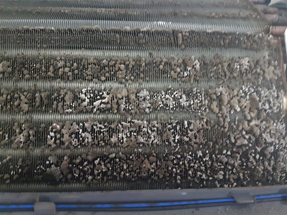 Image of dirty aircon unit in Newcastle